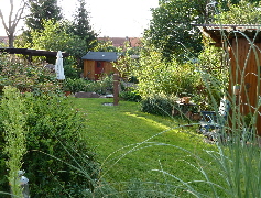 Garten zum Gästehaus